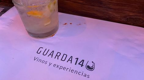 Guarda 14 | En esta ocasión los destilados elaborados en Mendoza fueron la vedette de la capacitación de Guarda14.