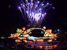 Con el tradicional show de fuegos artificiales concluyó el espectáculo de Vendimia 90 Cosechas de una misma cepa