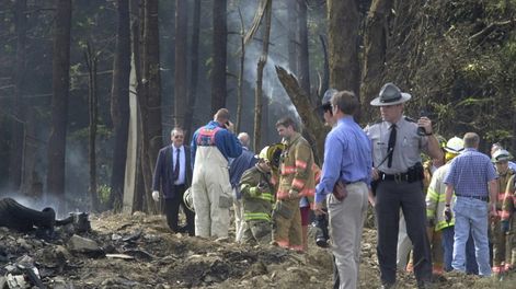 Así lucía el campo en Shanksville (Pensilvania), tras la caída del vuelo 93 de United Airlines aquel 11 de septiembre de 2001 (Archivo web)
