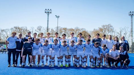 La Selección de Mendoza Sub 16 festeja el título argentino luego de vencer a Buenos Aires en una emocionante final.